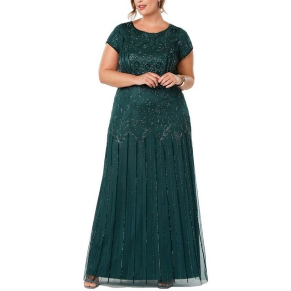 Adrianna Papell Gown Size 24W Maxi Emerald Green Beaded Short Sleeves Mesh